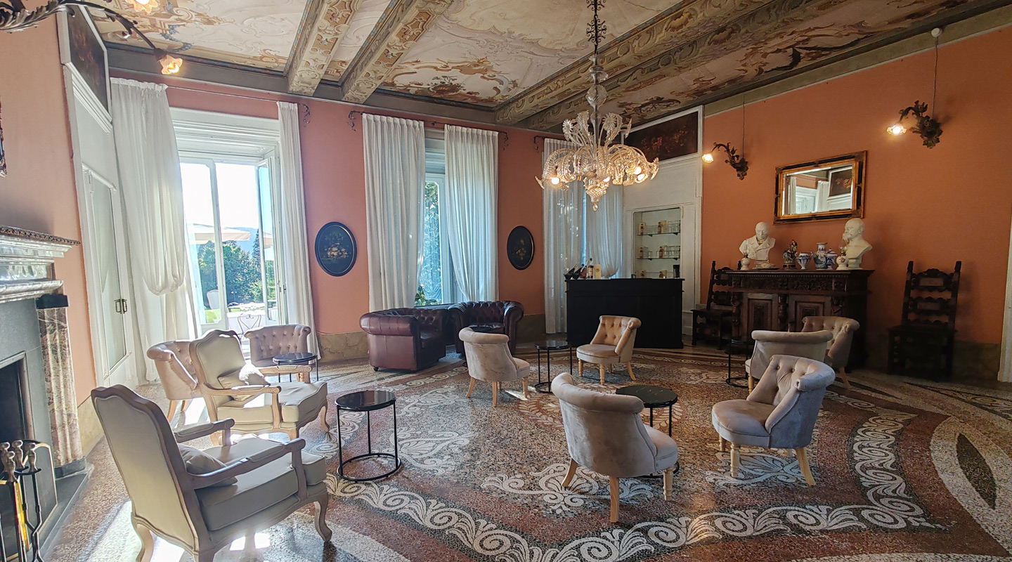 Villa Borghi Sala della musica