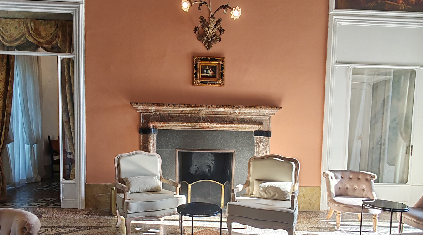 Villa Borghi Sala della musica